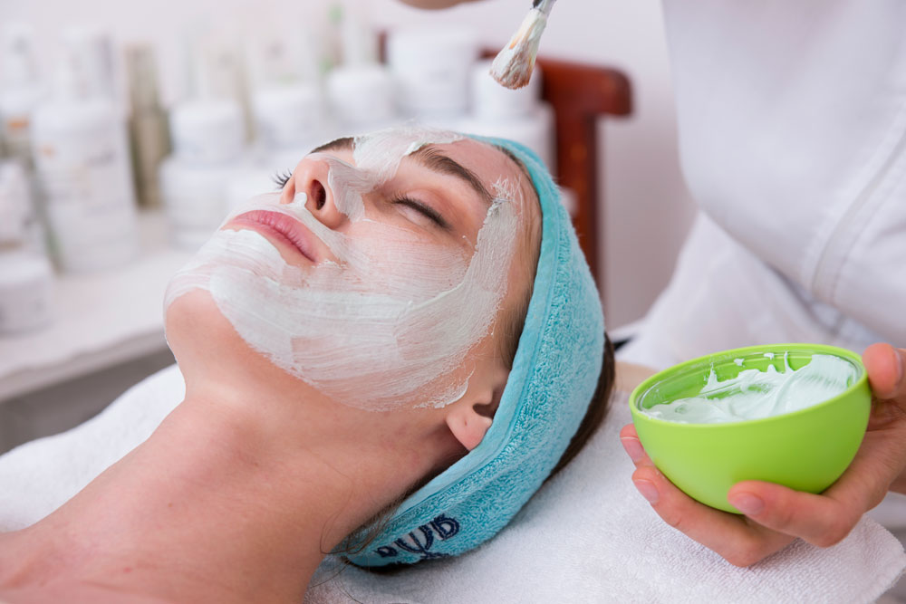 Facial Service with Free Hot Stone